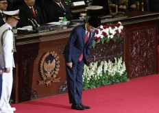 Tug of war in Jokowi's inner circle
