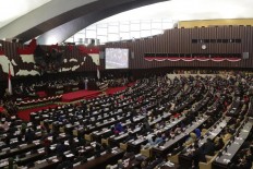 Constitutional amendments to proceed, focusing on GBHN 