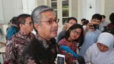 Southeast Sulawesi governor named suspect for graft related to mining