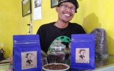 Netizens' jokes help boost 'Kopi Mukidi' sales
