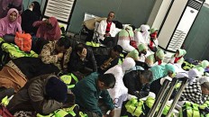 Families of haj pilgrims wait for return of loved ones from Philippines