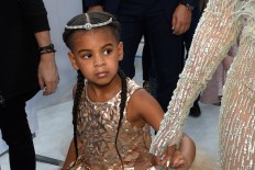 Blue Ivy wears dress by Indonesian designer at MTV VMA 2016