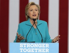 Clinton proposes plan to address mental health treatment 