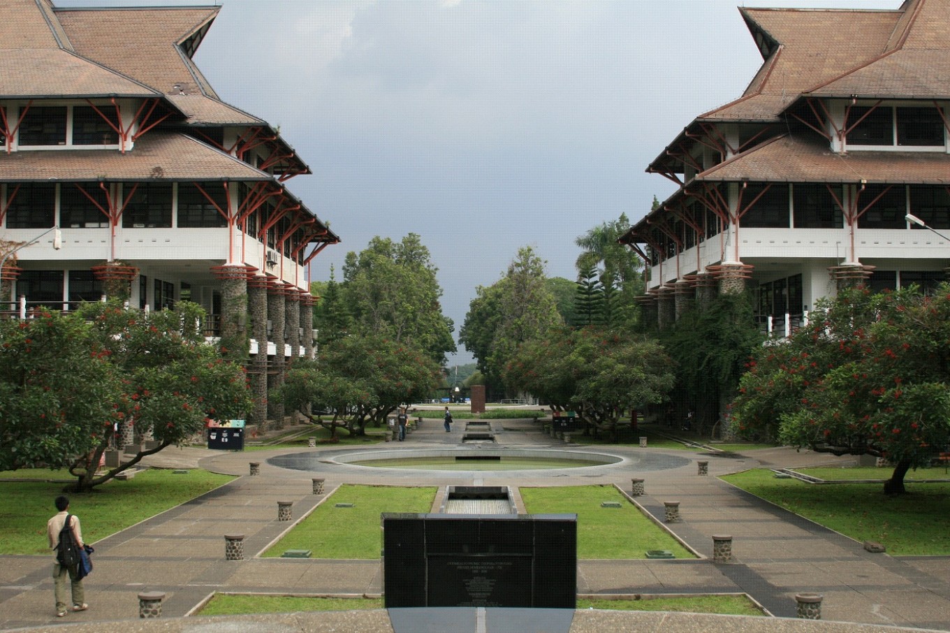 Universitas Murah Di Bandung Homecare24