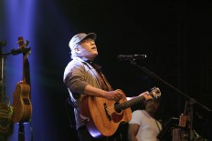 Iwan Fals to celebrate 55th birthday with concert on Saturday