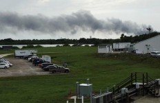 Explosion at SpaceX launch pad destroys rocket, satellite 