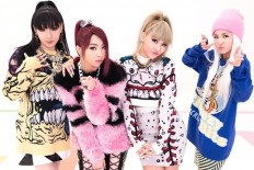 2NE1’s farewell single tops charts abroad