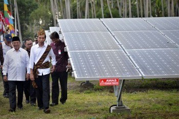 PLN to take over solar panels, mini-hydropower plant projects
