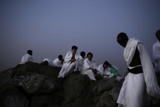 Muslims gather for climax of hajj pilgrimage