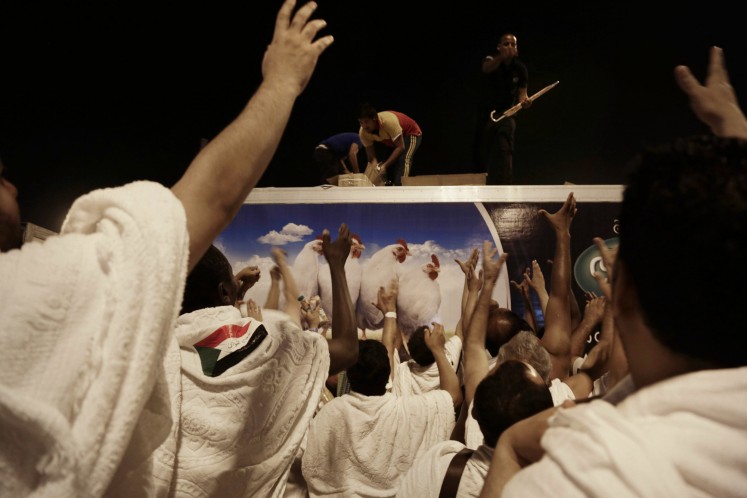 Muslims gather for climax of hajj pilgrimage