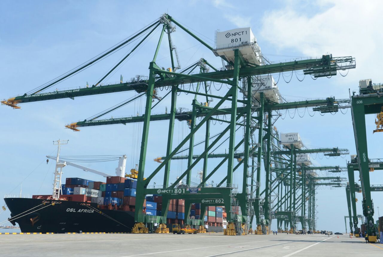 Govt to transform port system to hub-and-spoke - Business - The Jakarta ...