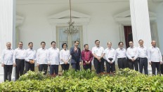 Palace warns of another Cabinet reshuffle next year