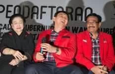 Ahok, Djarot to recruit “Red Troops” to renovate houses, mosques 