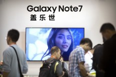 Samsung suffers backlash in China over smartphone response 