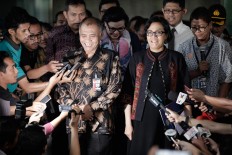 KPK demands immunity and elimination of ad hoc status