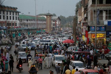 Indian soldiers fire at Kashmir protesters, 1 killed 