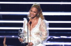 Beyonce and Bieber lead the nominations for MTV EMAs 