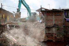 East Jakarta residents continue fight over disputed land