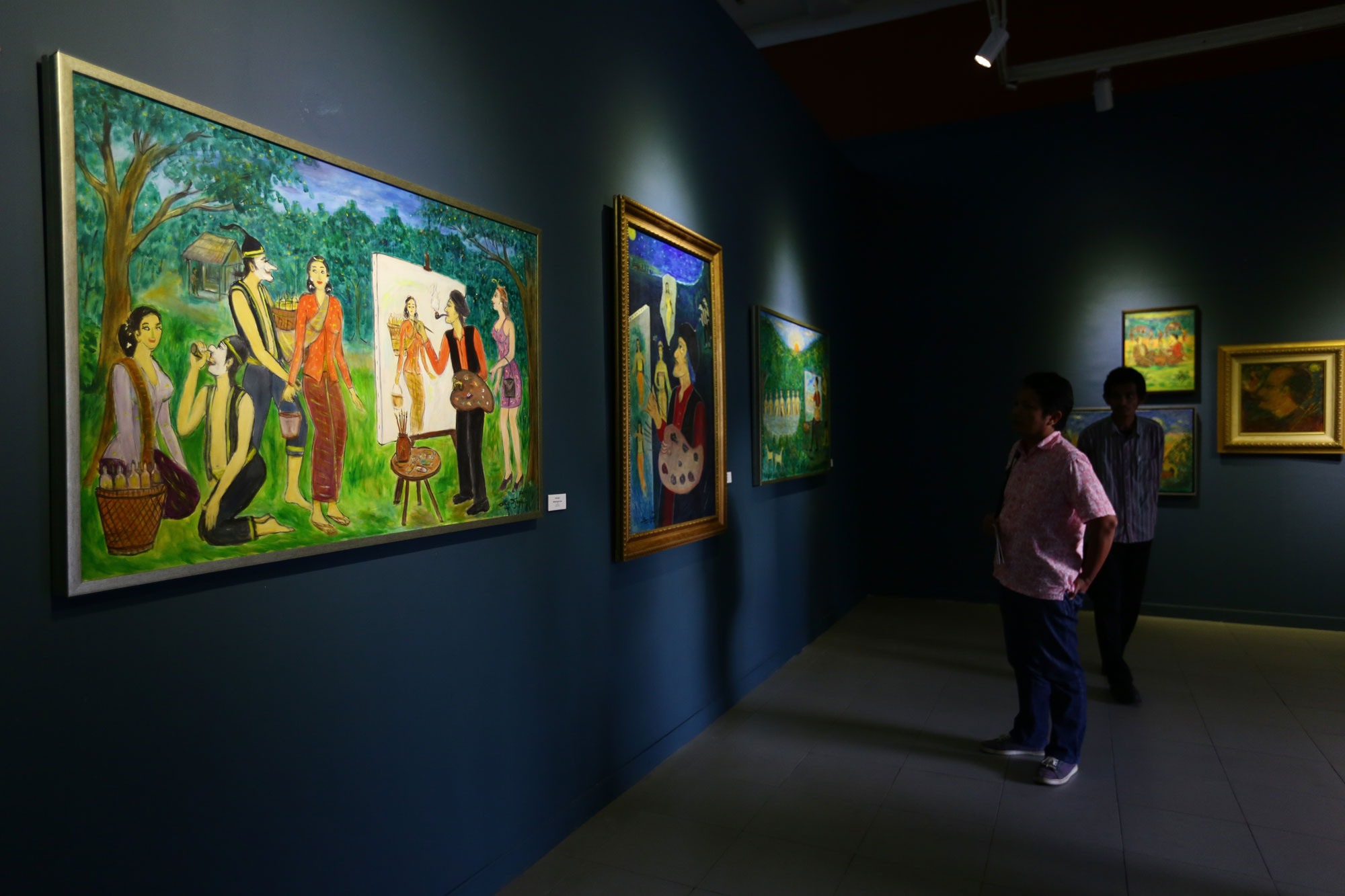 Foreign curator brings Otto Djaya's paintings to Indonesian audience ...