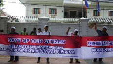 Three more Indonesian hostages released by Abu Sayyaf