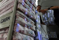 Bank Indonesia pledges to strengthen rupiah to Rp 15,000 per US dollar