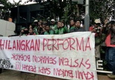 Go-Jek management, drivers to hold mediation on Tuesday