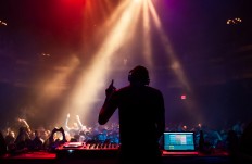 Erasmus Huis brings together dance music fans