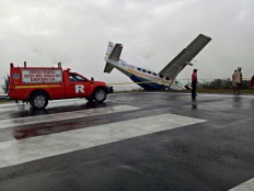 Papua airport resumes operation after accident