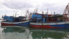 Malaysian-flagged vessels with Indonesian crews captured for alleged illegal fishing