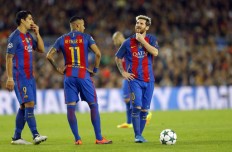 Messi hits 3 as Barcelona beats Guardiola's Man City 