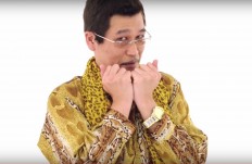 Piko-Taro performs 'Pen-Pineapple-Apple-Pen' at Anime Festival Asia