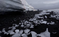 Trillion-tonne iceberg breaks off Antarctica