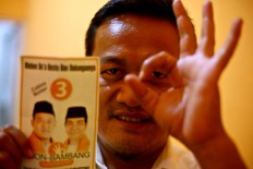 Obon Tabroni – From poor worker to independent regent candidate