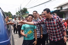 Ahok team to change locations for campaign events