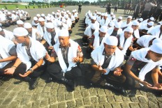 Friendly approach to control Friday's rally