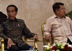 Jokowi, Kalla attend press conference together amid rumors of a rift 