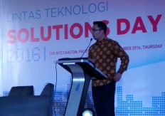 Bandung Mayor Ridwan Kamil apologizes for Christmas service raid