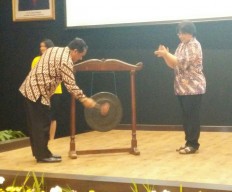 UI gathers academics, professionals for vocational studies conference