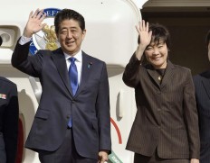 Wife of Japan's Abe criticized for group shrine visit, adding to his coronavirus woes