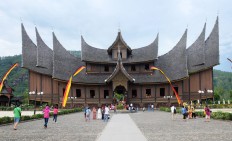 Indonesia fails to attract more Chinese visitors despite ambitious target