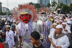 Mass prayer becomes ‘cooler’ with Jokowi’s presence: MPR 