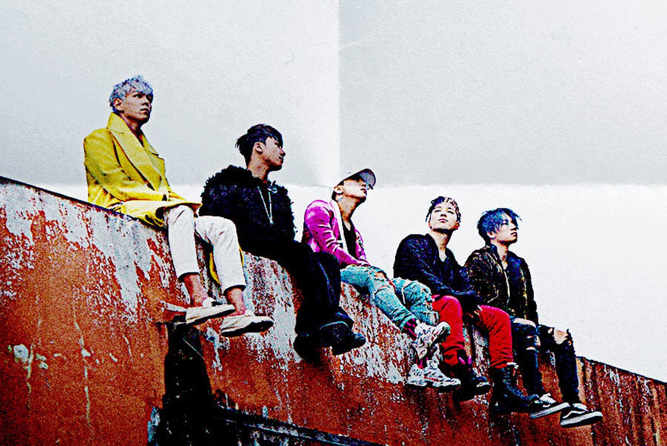 Bang bad. Big Bang made фотосессии последние. BIGBANG радостные. BIGBANG New album. Big Bang вопиющий случай.