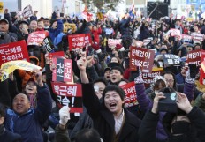 S. Korea begins trial of disgraced president's confidante 
