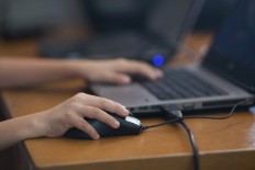 The budget needed for the free laptops is a little over Rp 114.7 billion Tribun News reported.