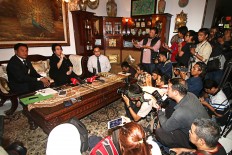 Police search house of Sukarno’s daughter