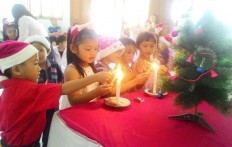 Police back hard-liners clamping down on Christmas