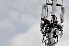 Indosat sells 3,100 telecom towers for Rp 6.39 trillion