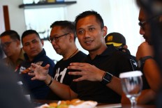 Anti-Ahok sentiment helps ex-president's son take the lead: Survey