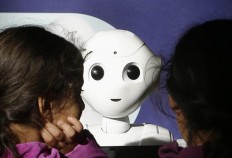 Humanoid robot Pepper is amusing, but is it practical?