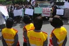 Police pursue suspects of Surakarta resto raid